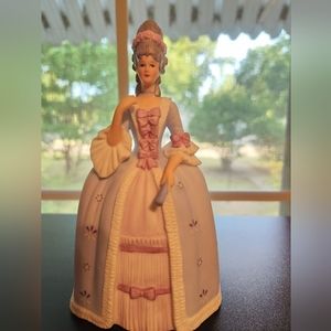 Lenox Figurine. Vintage. The Great Fashions of History.